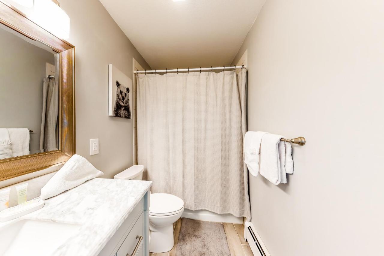 Watch Hill Lofted Apartment Силвърторн Екстериор снимка